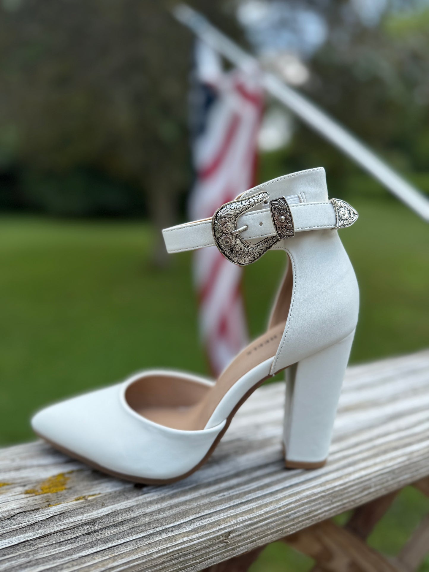 WHITE Closed toe heel with buckle no leather just as pictured!