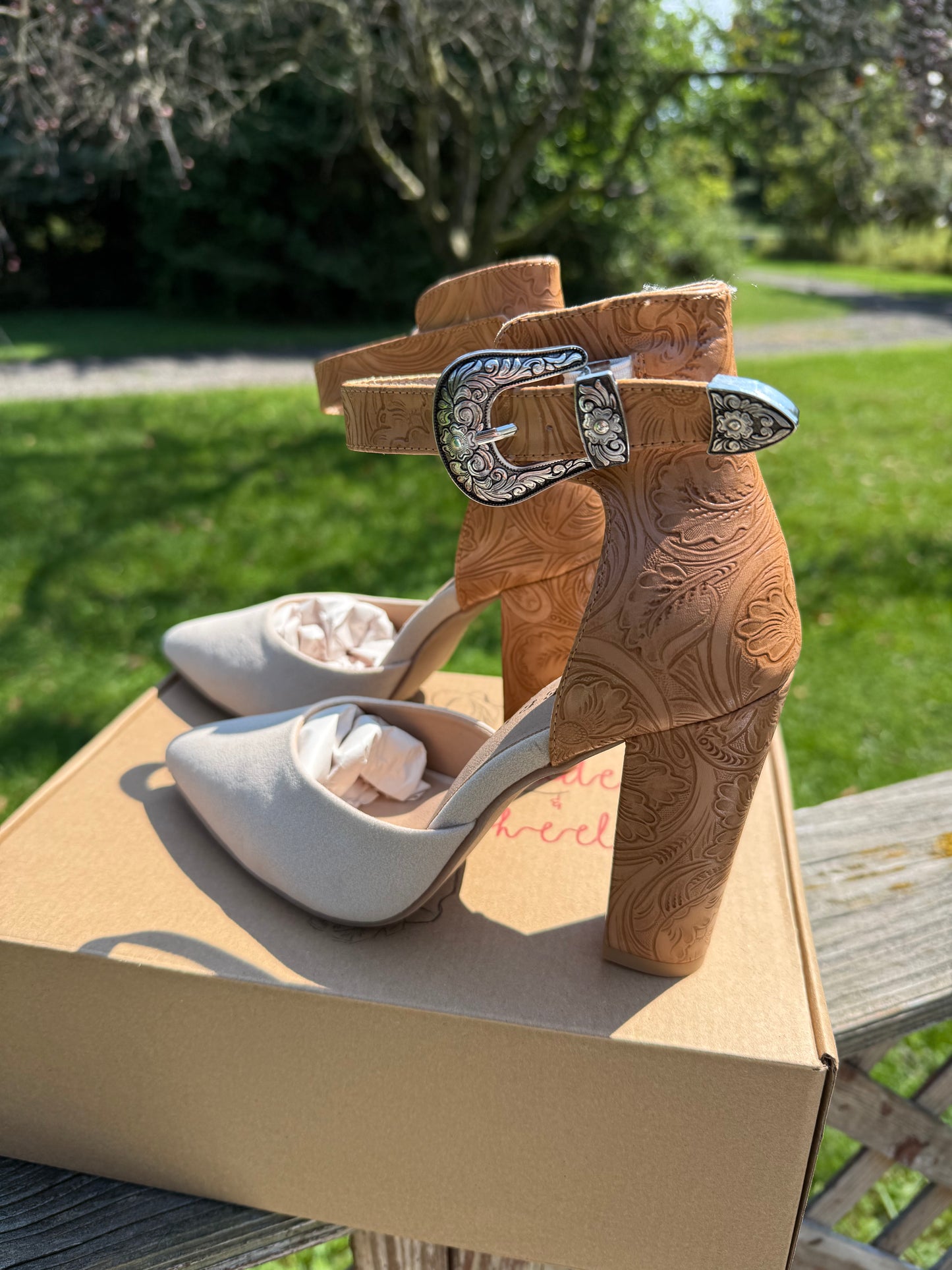 New embossed closed toe heels