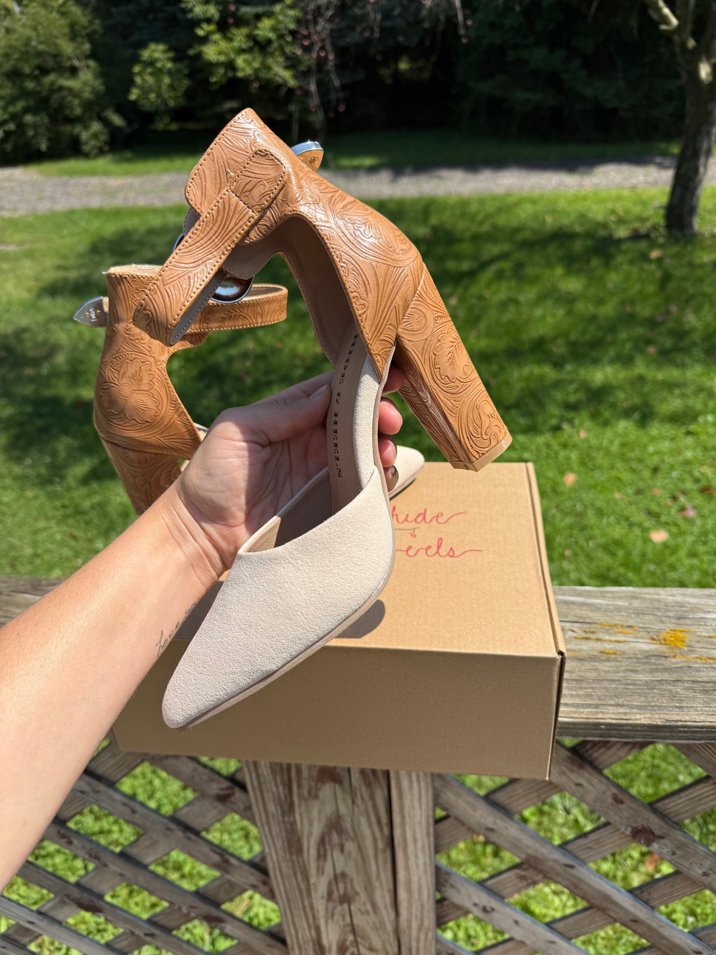 New embossed closed toe heels