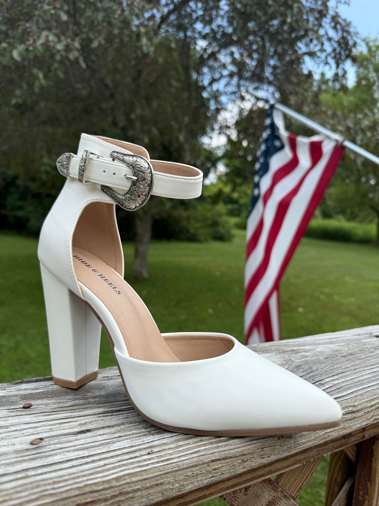 WHITE Closed toe heel with buckle no leather just as pictured!